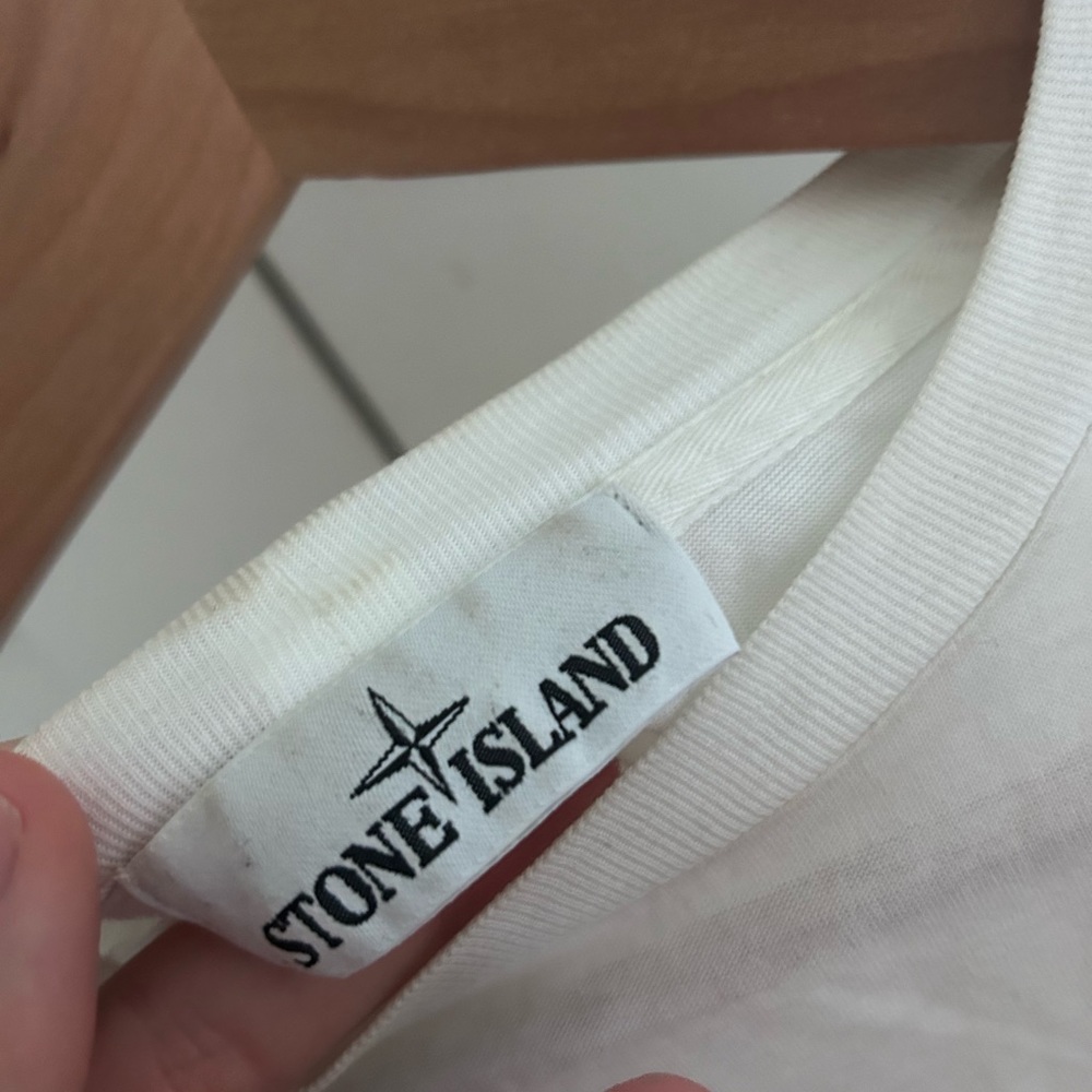 Supreme tee - Picture 4 of 4